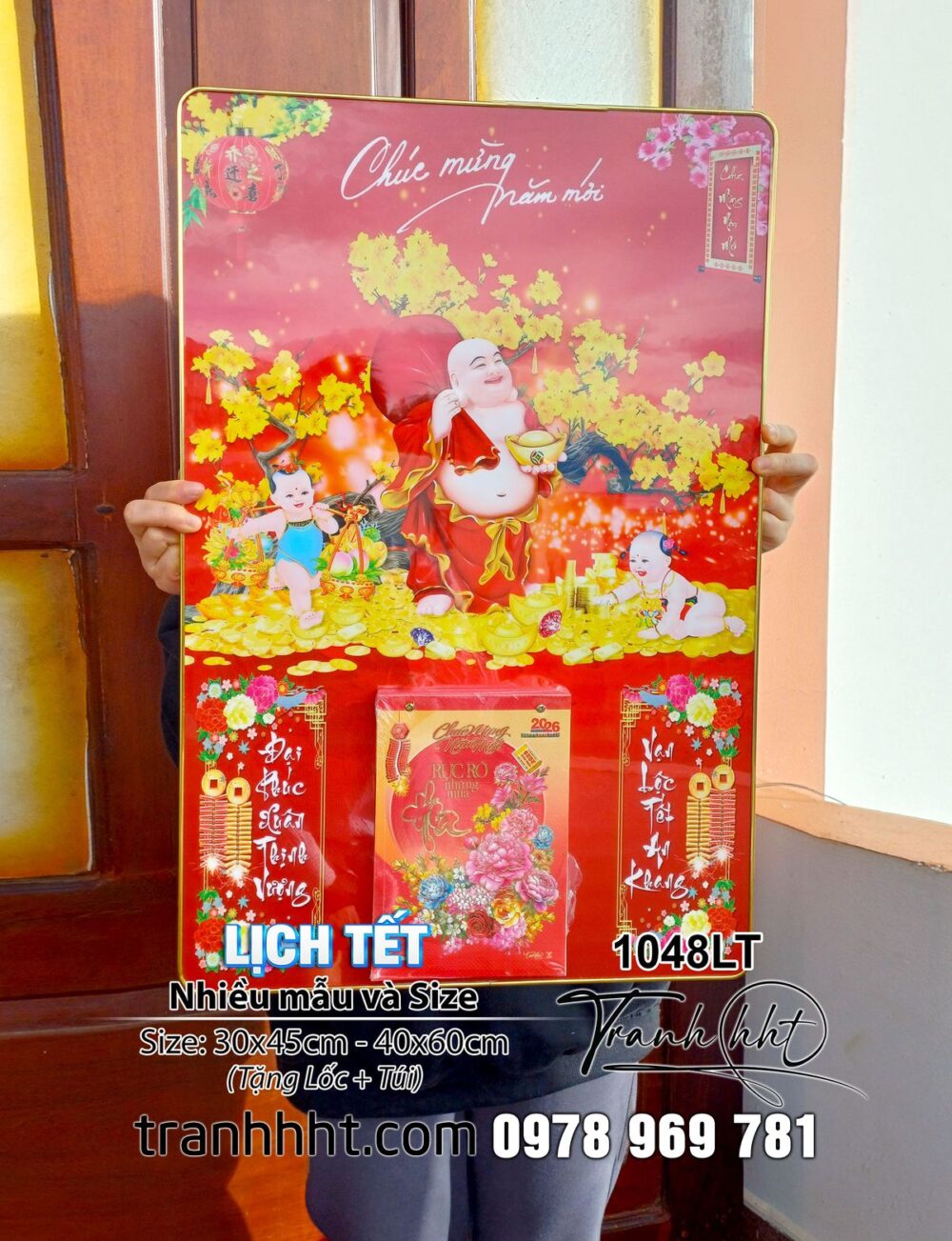 Lịch Tết Tài Lộc Phật Di Lạc vàng phát tài phát lộc hạnh phúc trọn vẹn tráng gương Laminate treo tường - Lịch gỗ tráng gương 2026 1048LT