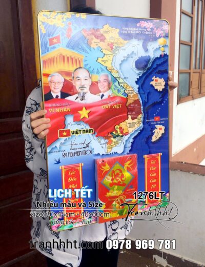 Khung tranh Lịch bản đồ việt nam, Lịch Tết bản đồ 34 tỉnh thành, bản đồ Việt Nam, Lịch bác Hồ bác Giáp bác Trọng kính yêu, Lịch Tết 2026, Đốc Lịch Tết, Lịch bloc - Lịch gỗ tráng gương bác Hồ 2026 1276LT