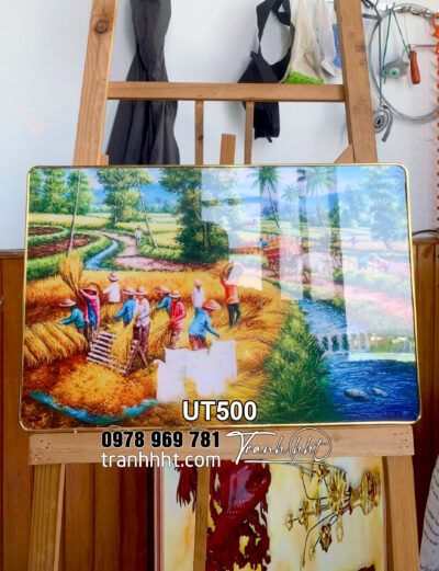 Tranh làng quê tráng gương 3d treo tường, tranh đồng quê việt nam, tranh quê hương ruộng lúa, hình ảnh dân làng mùa gặt lúa tráng gương treo tường UT500